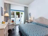Standard room with garden view