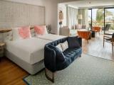 Suite with balcony