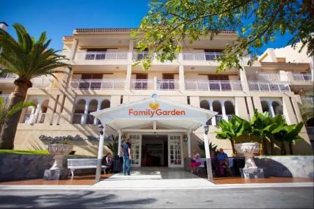 Coral Compostela Beach