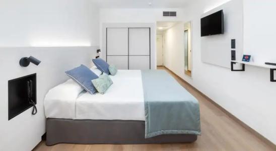 Alexandre Troya - 42