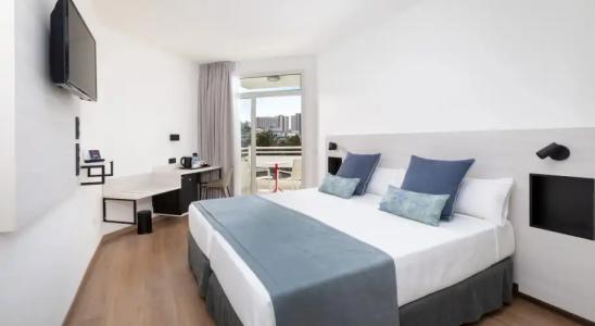 Alexandre Troya - 44