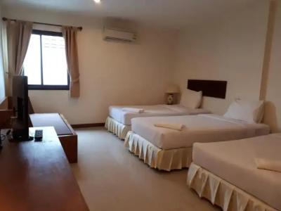 Nathon Residence - 2