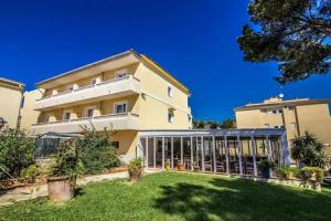 Bluewater Hotel, Colonia Sant Jordi