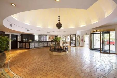 Seaside Sandy Beach - 1