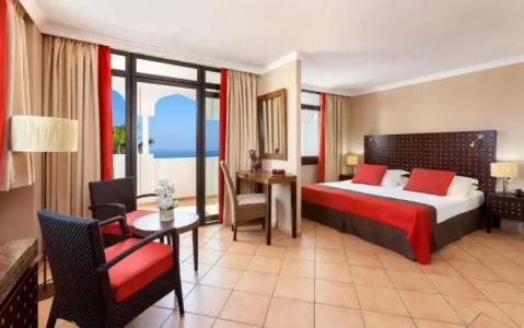 Seaside Sandy Beach - 7