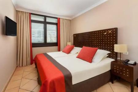 Seaside Sandy Beach - 3