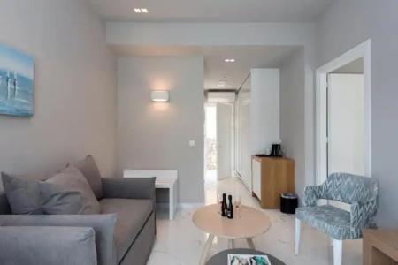 Melina Bay Boutique - 18