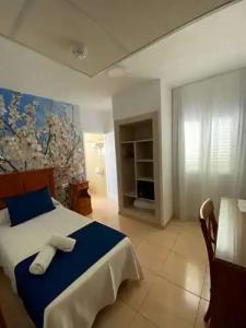 Hostal Mar y Huerta - 28