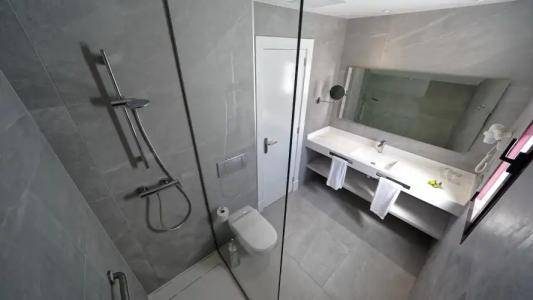 Broncemar Beach Suites - 8