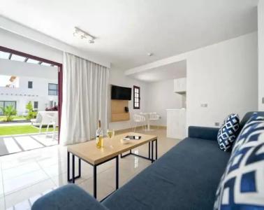 Broncemar Beach Suites - 63