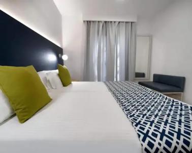 Broncemar Beach Suites - 57