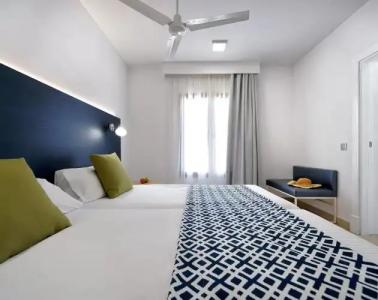 Broncemar Beach Suites - 62