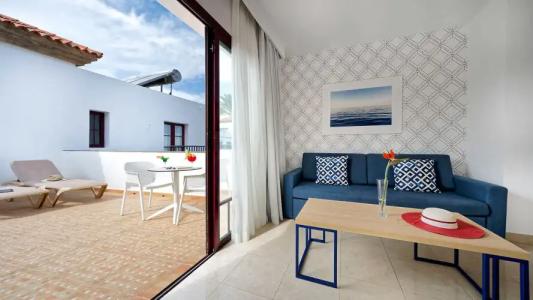 Broncemar Beach Suites - 7