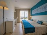 Standard Triple room with balcony and with ocean view