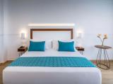 Standard room with partial sea view