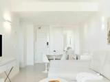 Family Double room with balcony and with pool view