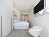 Double room with pool view