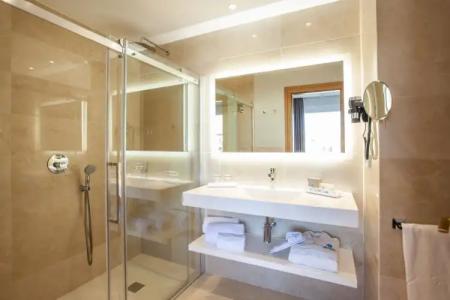 Grupotel Playa de Palma Suites & Spa - 8