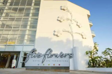 Five Flowers & Spa Formentera
