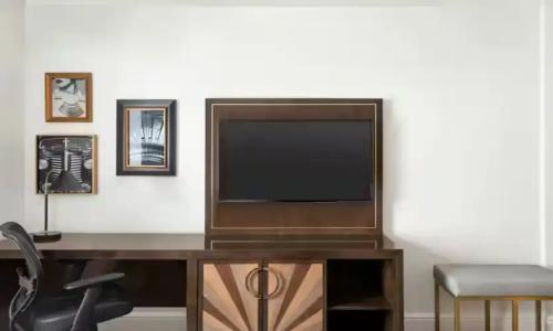 Martinique New York on Broadway, Curio Collection by Hilton - 16