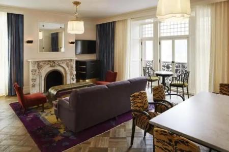 Holiday Inn Manhattan 6th Ave - Chelsea, an IHG - 1