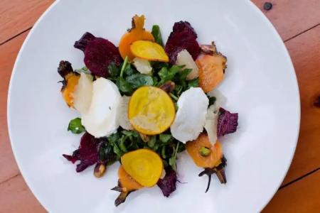 Giraffe by Library Collection - 11