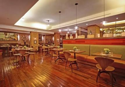 Giraffe by Library Collection - 23