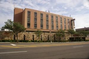 Adria Hotel and Conference Center, Queens