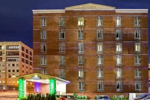 Days Inn by Wyndham Long Island City, Queens