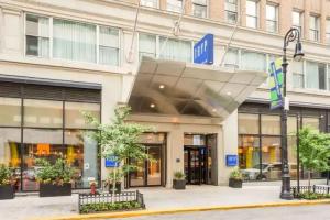 TRYP by Wyndham City Times Square - Midtown Mini-hotel