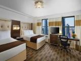 Metro Quadruple room