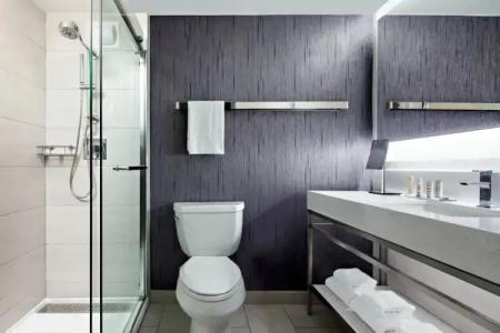 New York Marriott Marquis - 36