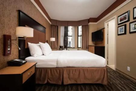 The at Fifth Avenue - 34