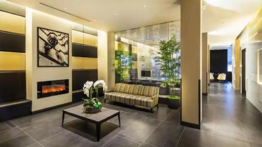 The at Fifth Avenue - 1