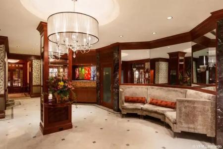 Iroquois New York Times Square - 1