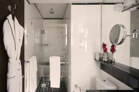 Iroquois New York Times Square - 8