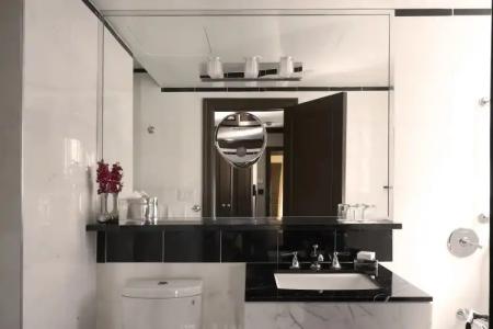 Iroquois New York Times Square - 29