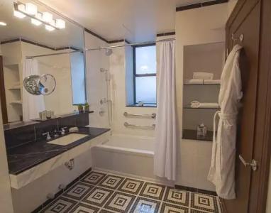 Iroquois New York Times Square - 45