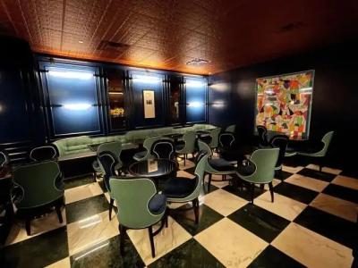 Iroquois New York Times Square - 10