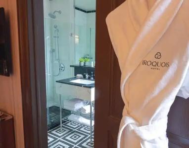 Iroquois New York Times Square - 39