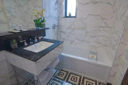 Iroquois New York Times Square - 62