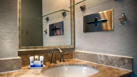 Best Western Queens Gold Coast - 9