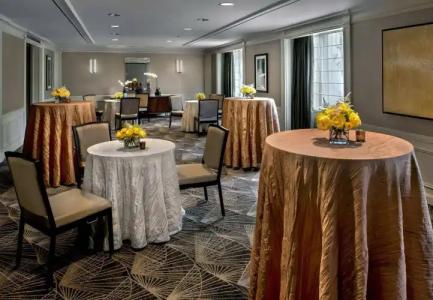 JW Marriott Essex House New York - 11