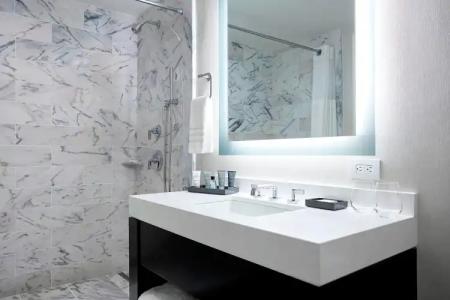 JW Marriott Essex House New York - 9