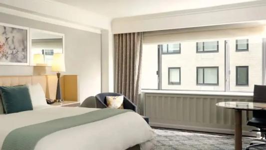 Loews Regency New York - 114