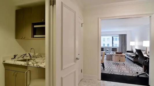 Loews Regency New York - 176