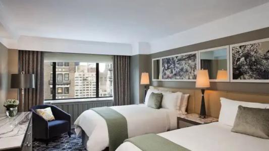 Loews Regency New York - 169