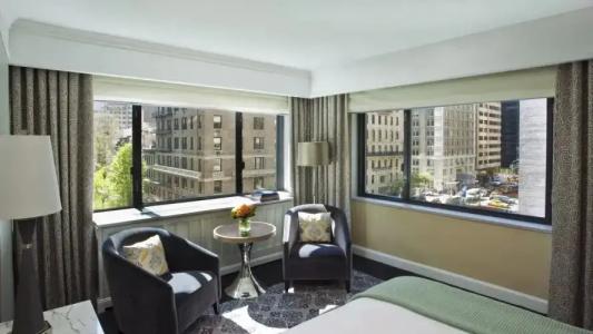 Loews Regency New York - 171