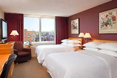 Sheraton LaGuardia East - 53