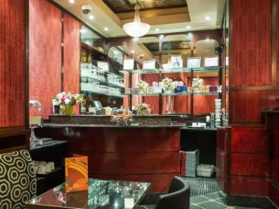 Washington Square - 18